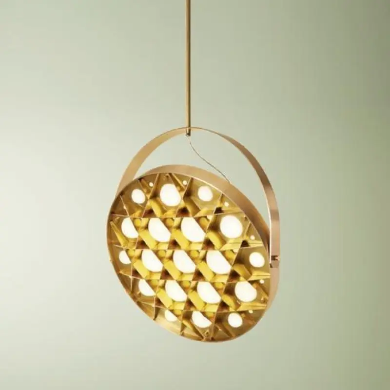 surgeonpendant2.webp