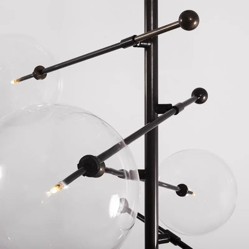 rohdechandelier5.webp